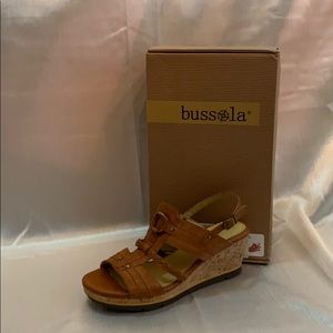 Bella Coola Ring Sandal